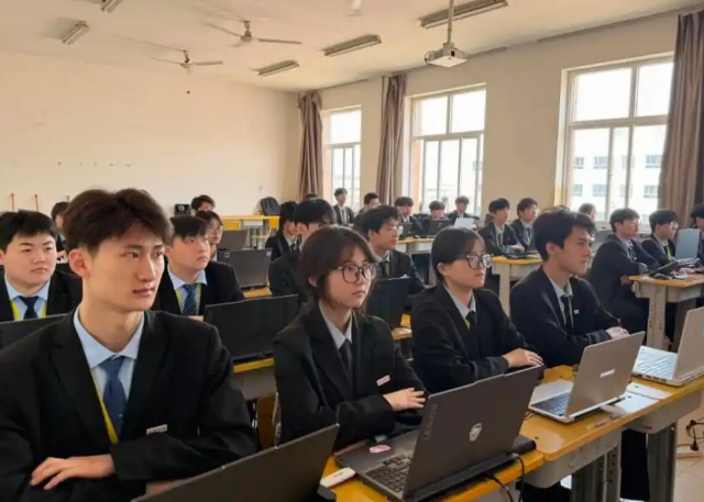 全域赋能教育全流程掩盖授课讲解日常办理自主练习各环节